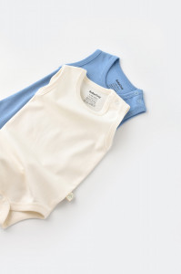 Set 2 body-uri fara maneci bebe unisex -100% bumbac organic - Ecru/Bleu, BabyCosy - Img 2