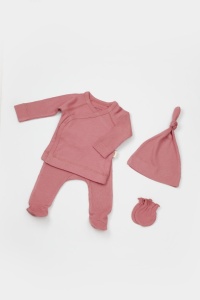 Cutie 4 piese pentru nou nascut - 100% bumbac organic - Roz, BabyCosy