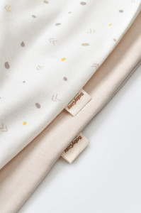Set 2 salopetele cu maneca lunga si pantaloni lungi cu botosei - 100%bumbac organic - Ecru cu buline, BabyCosy - Img 6