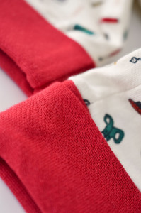 Set 2 salopetele cu maneca lunga si panataloni lungi cu fermoar - 100%bumbac organic - Rosu si Verde, Baby Cosy