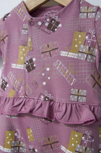 Set salopeta cu caciulita cu volanas pentru bebelusi Fun Penguin, Tongs baby - Img 3