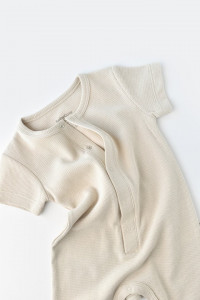 Salopeta cu pantaloni scurti - 100% bumbac organic - Stone, BabyCosy - Img 10