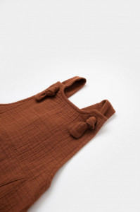 Salopeta de vara cu buzunare din muselina, BabyCosy, 100% bumbac organic, caramiziu