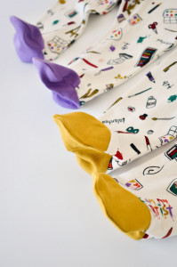 Set 2 salopetele cu maneca lunga si panataloni cu botosei si fermoar - 100%bumbac organic - Galben si Mov, Baby Cosy