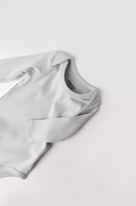 Body Bebe Unisex cu maneca lunga din 95% bumbac organic cu 5% elastan - Gri, BabyCosy - Img 2