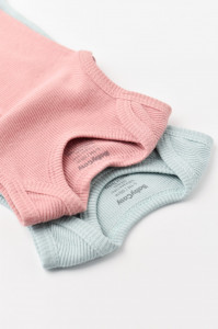 Set 2 body-uri fara maneci bebe unisex din bumbac organic si modal - Mint/Rose, BabyCosy - Img 2