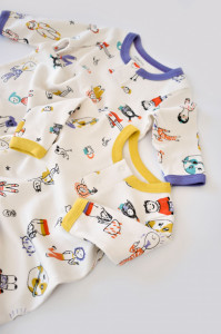 Set 2 salopetele cu maneca lunga si panataloni lungi - 100%bumbac organic - Galben si Mov, Baby Cosy