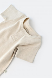 Set tricou cu pantaloni scurti - 100% bumbac organic - Stone, BabyCosy - Img 3