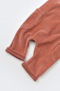 Salopeta Velvet cu bretele din 80%bumbac organic si 20% poliester - Caramiziu, BabyCosy - Img 3