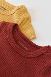 Set de 2 salopetele cu maneca scurta din bumbac organic si modal - Caramiziu/ Sofran BabyCosy - Img 8