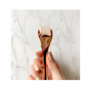 Dermaroller compact rose gold