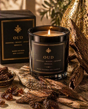 Ulei Parfumat Oud – Aromă oriental lemnos intens senzual | Lumânări, Difuzoare & Săpunuri | Erfello