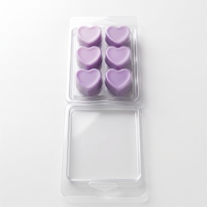 Matriță clam shell cu 6 inimi, umplută cu wax melts lila, PET transparent