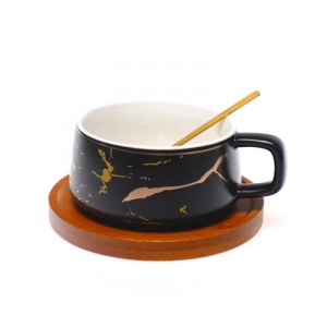 Cană de Cafea cu Farfurie din Lemn și Linguriță – 250ml, Negru, Design Piatră
