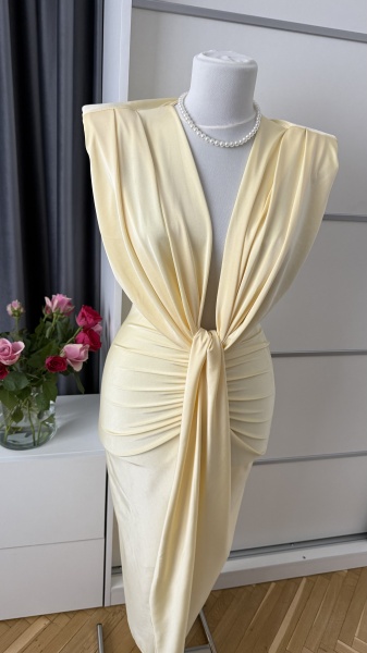 Rochie Modelatoare Bella 2 Yellow - Img 2