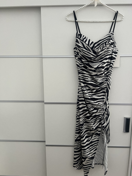 Rochie Modelatoare Zebra - Img 3