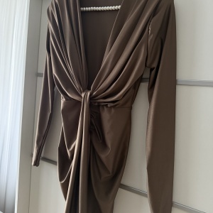 Rochie Modelatoare BELLA Latte - Img 4