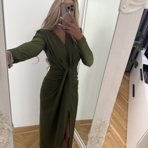 Rochie Modelatoare Bella Olive - Img 2