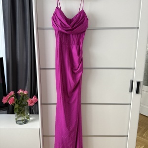 Rochie Ariana Magenta