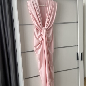 Rochie Modelatoare Bella 2 Royal Pink - Img 3