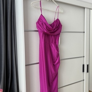 Rochie Ariana Magenta - Img 2