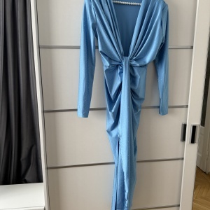 Rochie Modelatoare BELLA Crystal Baby Blue - Img 4