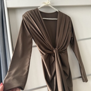 Rochie Modelatoare BELLA Latte - Img 2