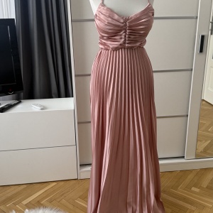 Rochie Ella Light Pink - Img 2