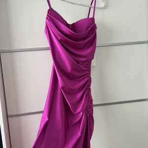 Rochie Yssa Modelatoare Fucsia - Img 2