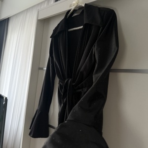 Rochie Modelatoare BELLA V Crystal Full Black(FARA GULER) - Img 2