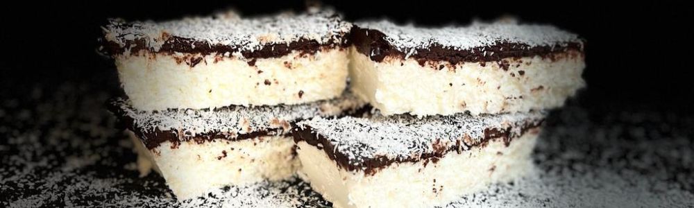 Batoane de înghețată cu cocos și ciocolată