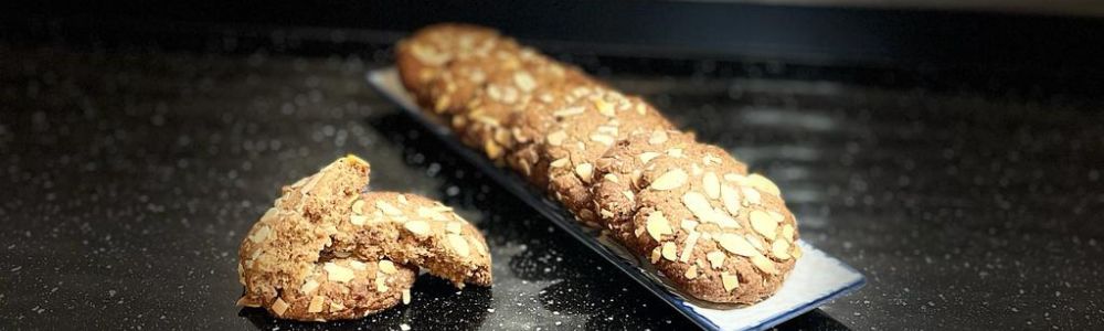 Biscuiți vegani cu migdale