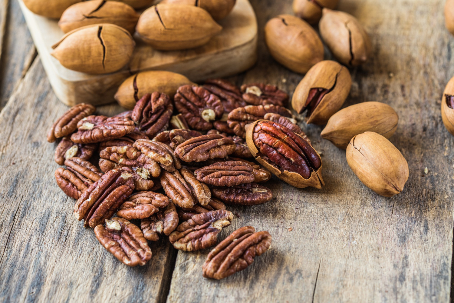 Nuci pecan: beneficii, valori nutriționale și contraindicații