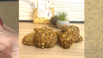 Biscuiți/ batoane din fulgi de ovăz cu semințe