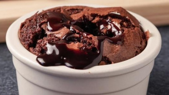 Lava cake cu fulgi de ovăz