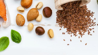 Alimente bogate în Omega-6 și de ce ar trebui să le consumi