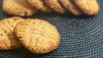 Biscuiți din trei ingrediente