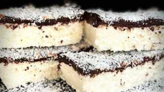 Batoane de înghețată cu cocos și ciocolată