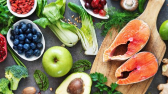 Alimente care te ajută să ameliorezi simptomele menopauzei