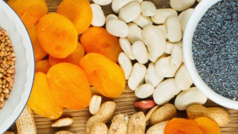 Quercetina: un antioxidant găsit în super alimente care aduce beneficii organismului