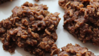 Biscuiți cu nucă de cocos fără coacere