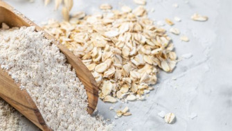 Făina de ovăz: Făina fără gluten care promovează o inimă sănătoasă