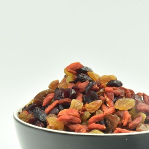 Amestec fructe goji, merisoare si stafide brune - 150 g - Img 2