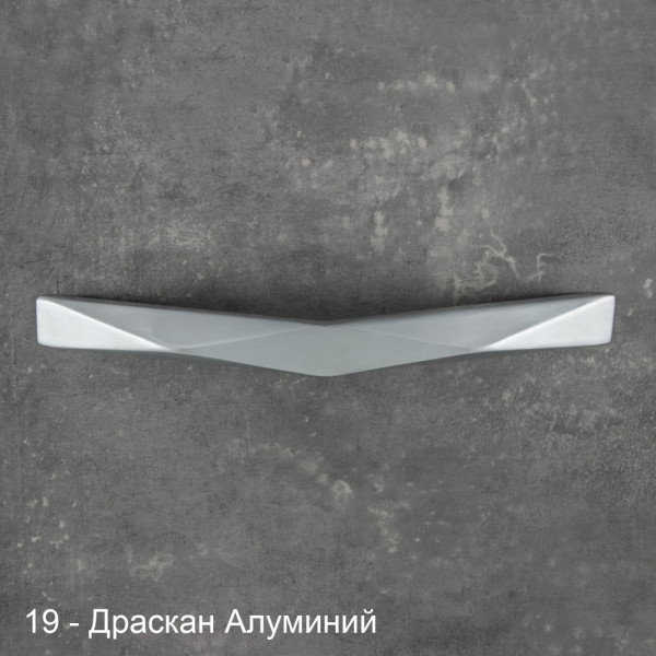 ДРЪЖКА ЗАРА