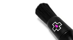 Drivetrain detailing brush MUC-OFF 368 - Img 3