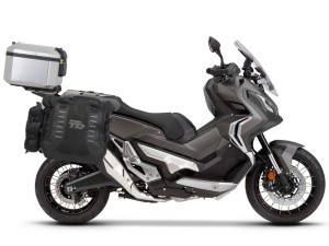 Complete set of SHAD TERRA TR40 adventure saddlebags and SHAD TERRA aluminium 55L topcase, including mounting kit SHAD HONDA X-ADV 750