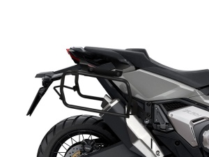 Set complet de cutii de aluminiu SHAD TERRA NEGRU, 37L cutie centrala si 36L / 36L cutii laterale, incluzand kit montaj si placa SHAD HONDA X-ADV 750 - Img 19