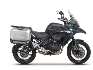 Set complet de cutii laterale de aluminiu, SHAD TERRA, 36L / 47L, incluzand kit de montaj SHAD Benelli TRK 502 X 2022 - - Img 1