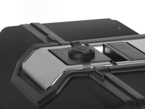 Cutie laterala aluminiu SHAD Terra TR47L Editie Black stanga - Img 3