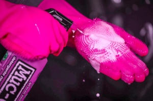 Deep scrubber gloves MUC-OFF 20406 pink L - Img 3